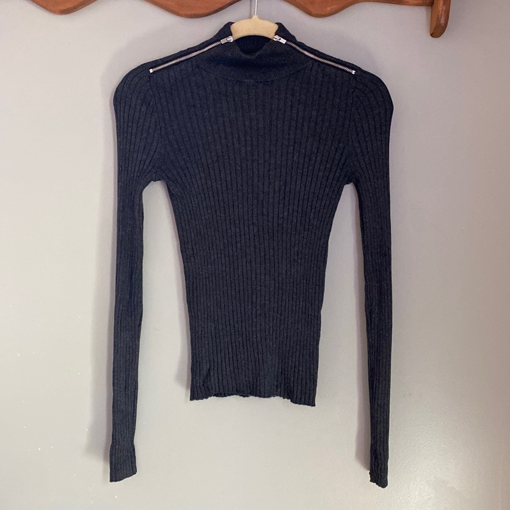 Express Grey Ribbed Zipper Turtleneck Sweater XS